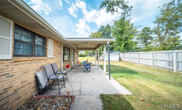 1500 Independence Road, Rolla, MO 65401