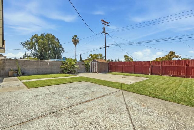 815 kerr, Modesto, CA 95354