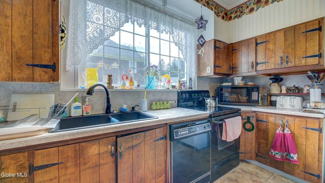 117 Fifth Avenue, Gloversville, NY 12078