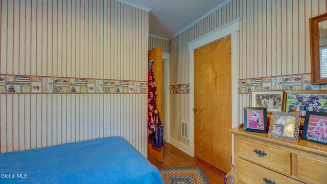 117 Fifth Avenue, Gloversville, NY 12078
