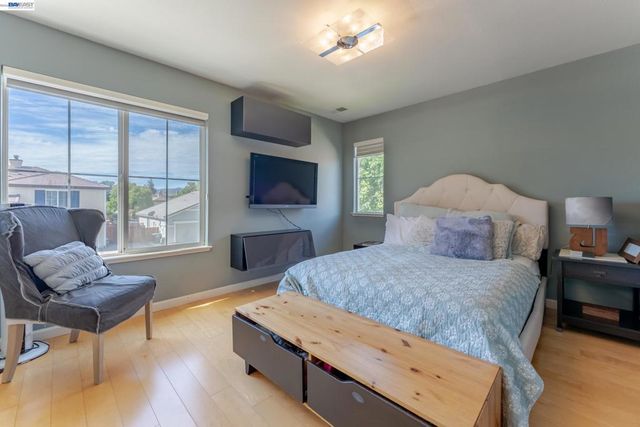 4943 Sequoia Ave, Dublin, CA 94568