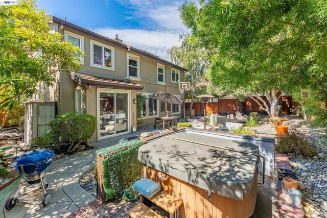 4943 Sequoia Ave, Dublin, CA 94568