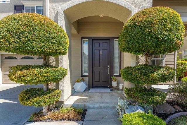 4943 Sequoia Ave, Dublin, CA 94568