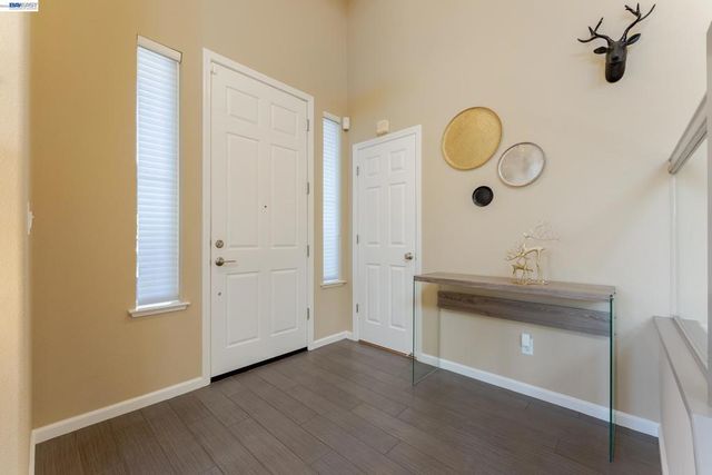 4943 Sequoia Ave, Dublin, CA 94568