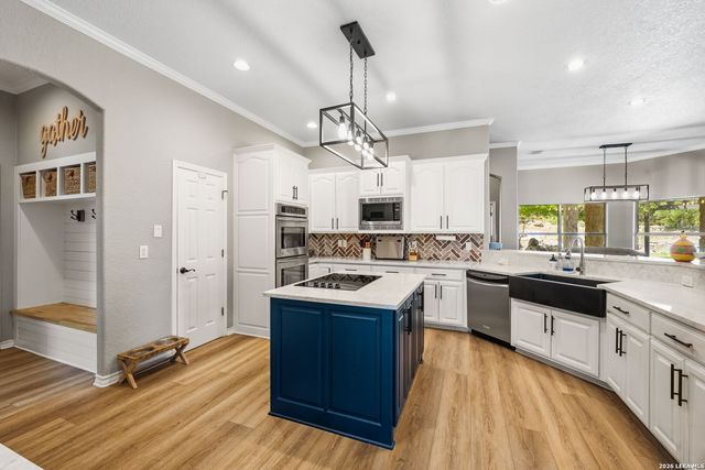 2936 Bison Ridge, Bulverde, TX 78163