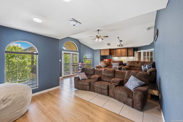 2936 Bison Ridge, Bulverde, TX 78163