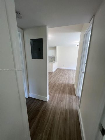 2685 W 66th St 12-20, Hialeah, FL 33016