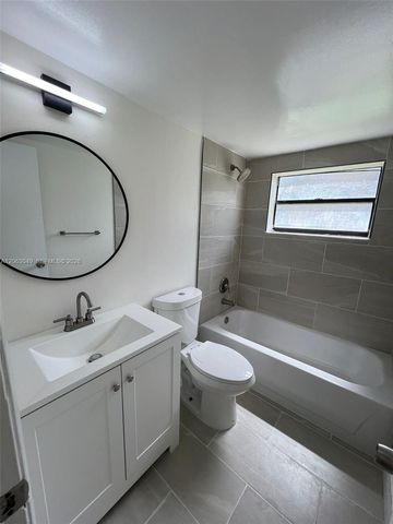 2685 W 66th St 12-20, Hialeah, FL 33016
