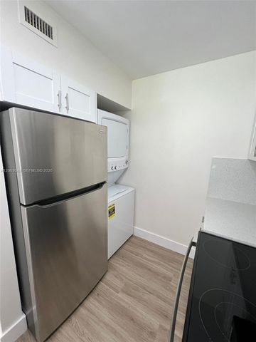 2685 W 66th St 12-20, Hialeah, FL 33016