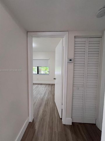 2685 W 66th St 12-20, Hialeah, FL 33016