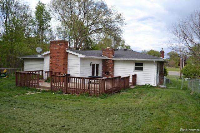 8153 N State Road, Otisville, MI 48463