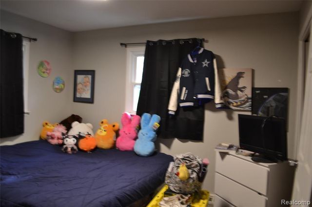 8153 N State Road, Otisville, MI 48463