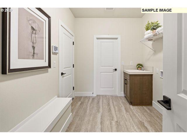 15969 BARLOW TRAIL Ln, Oregon City, OR 97045