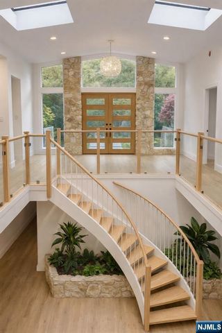 46 Overlook Road, Alpine, NJ 07620