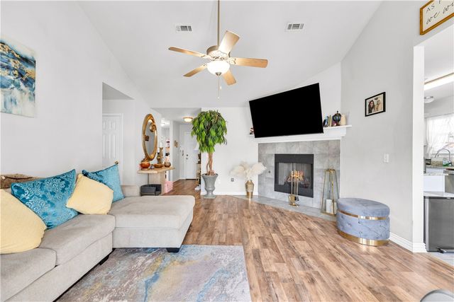 1004 Zachary Street, Centerton, AR 72719
