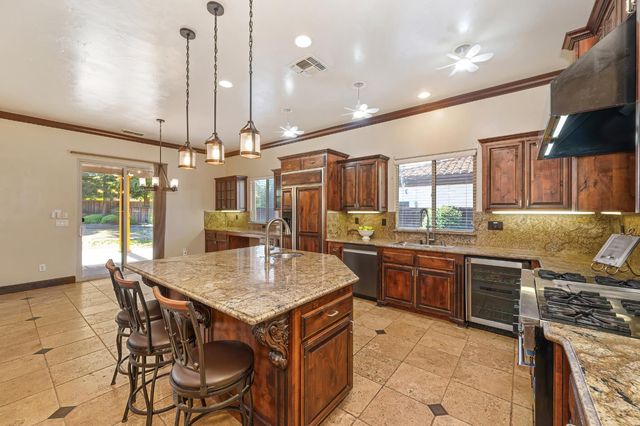 4095 Kingsbarns Dr, Roseville, CA 95747