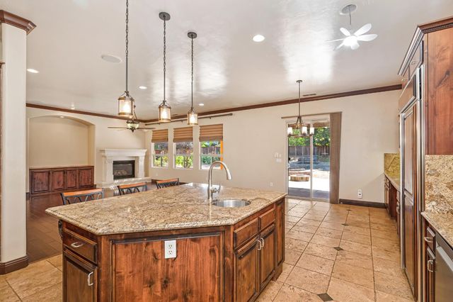 4095 Kingsbarns Dr, Roseville, CA 95747