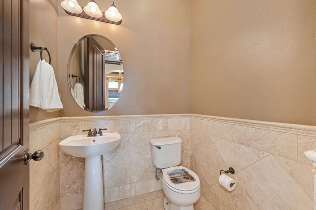 4095 Kingsbarns Dr, Roseville, CA 95747