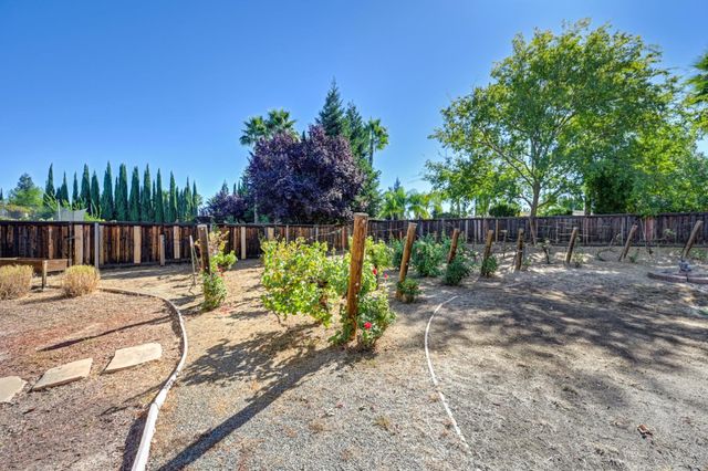 4095 Kingsbarns Dr, Roseville, CA 95747