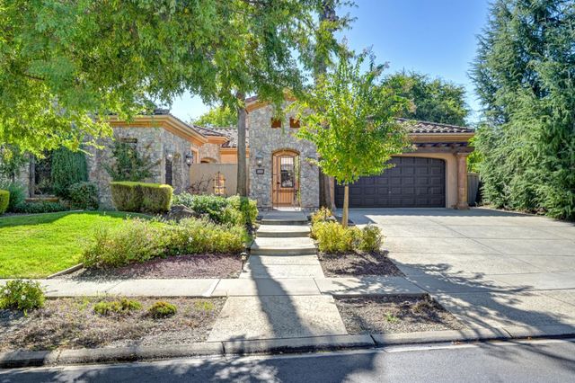 4095 Kingsbarns Dr, Roseville, CA 95747