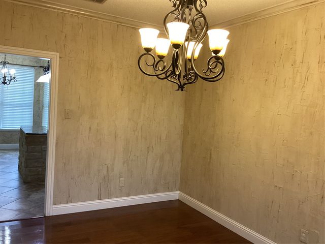 7774 Park Downs Drive, Fort Worth, TX 76137