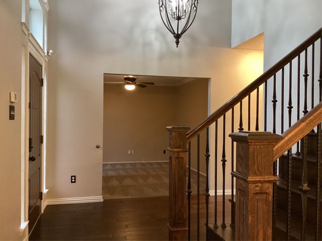 7774 Park Downs Drive, Fort Worth, TX 76137