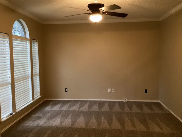 7774 Park Downs Drive, Fort Worth, TX 76137