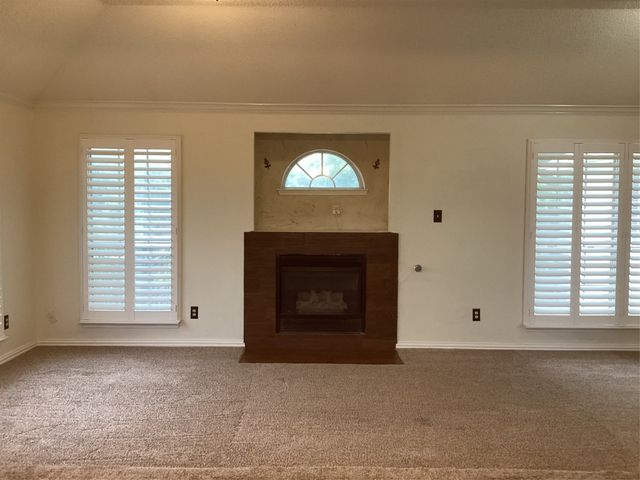 7774 Park Downs Drive, Fort Worth, TX 76137