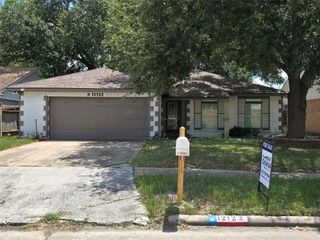 12122 E Marsham Circle, Houston, TX 77066