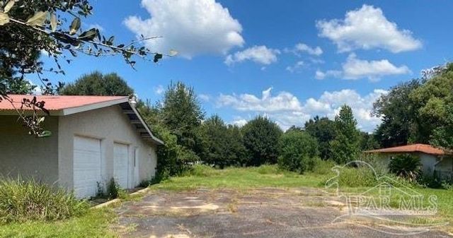 5418 Saufley Field Rd, Pensacola, FL 32526