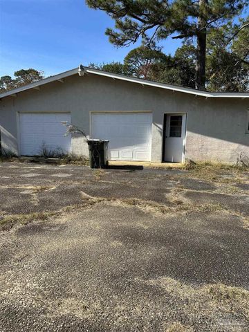 5418 Saufley Field Rd, Pensacola, FL 32526