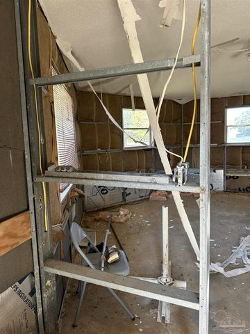 5418 Saufley Field Rd, Pensacola, FL 32526