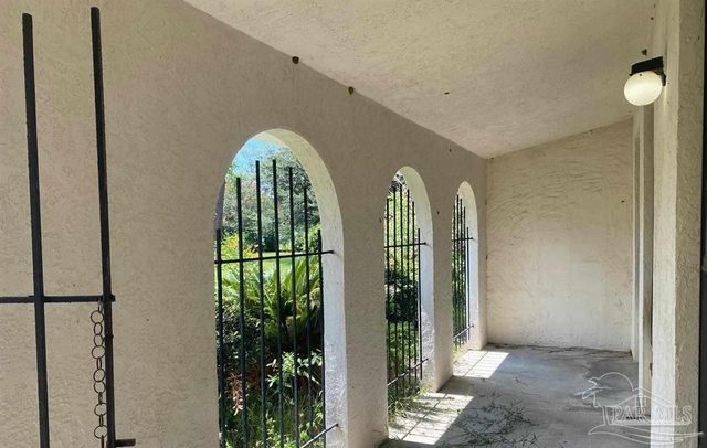 5418 Saufley Field Rd, Pensacola, FL 32526