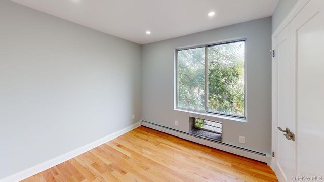 67-39 Clyde Street E, Forest Hills, NY 11375