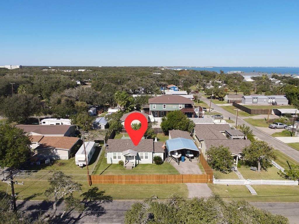 303 Palmetto Ave, Fulton, TX 78358 — photo 3