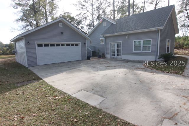 2768 Cherry Hill Rd, Ridgeland, SC 29936