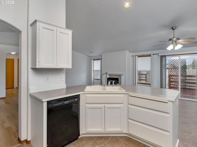 8301 Ne 163RD Ave, Vancouver, WA 98682