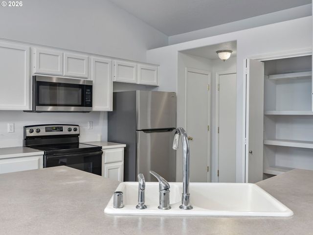 8301 Ne 163RD Ave, Vancouver, WA 98682