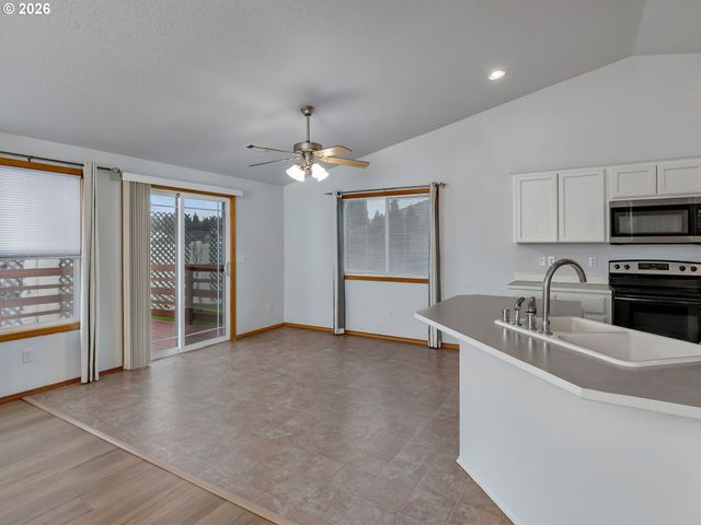 8301 Ne 163RD Ave, Vancouver, WA 98682