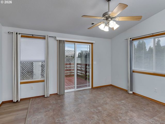 8301 Ne 163RD Ave, Vancouver, WA 98682