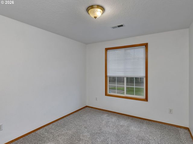 8301 Ne 163RD Ave, Vancouver, WA 98682