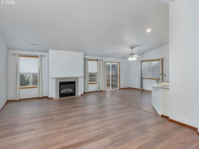 8301 Ne 163RD Ave, Vancouver, WA 98682