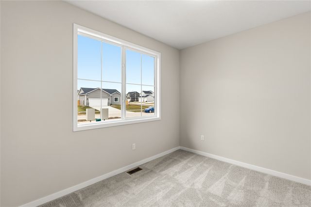 502 N 20th Street, Indianola, IA 50125