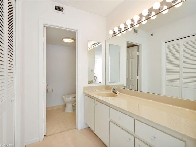 4251 Gulf Shore BLVD N 6C, Naples, FL 34103