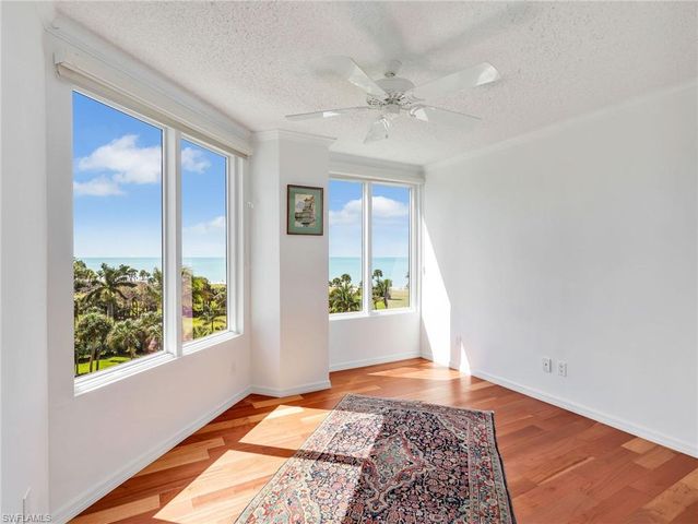 4251 Gulf Shore BLVD N 6C, Naples, FL 34103