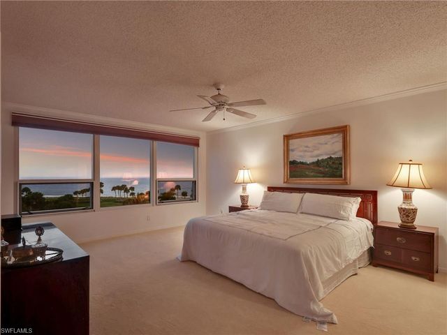 4251 Gulf Shore BLVD N 6C, Naples, FL 34103