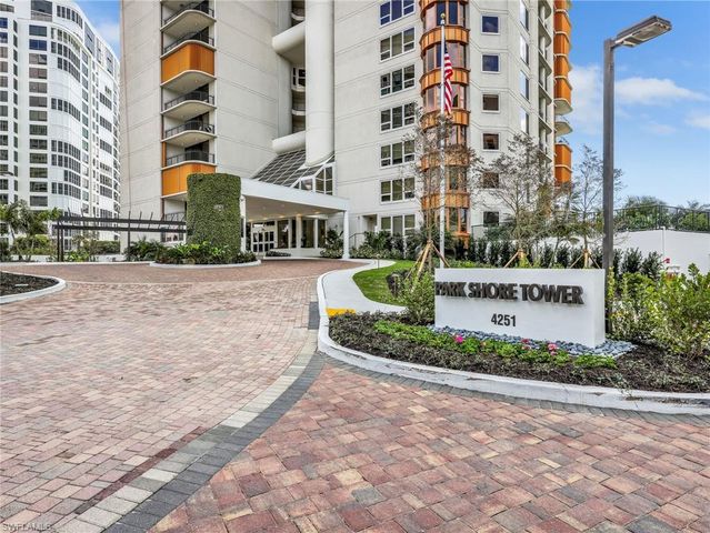 4251 Gulf Shore BLVD N 6C, Naples, FL 34103