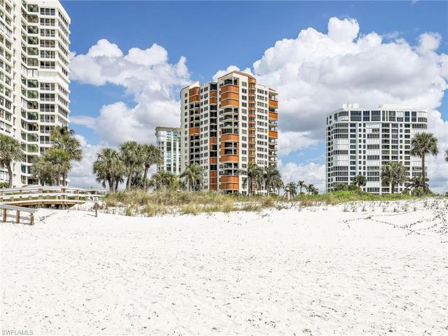 4251 Gulf Shore BLVD N 6C, Naples, FL 34103