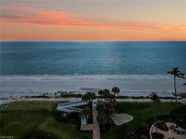 4251 Gulf Shore BLVD N 6C, Naples, FL 34103