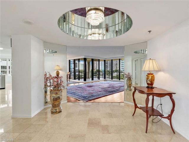 4251 Gulf Shore BLVD N 6C, Naples, FL 34103
